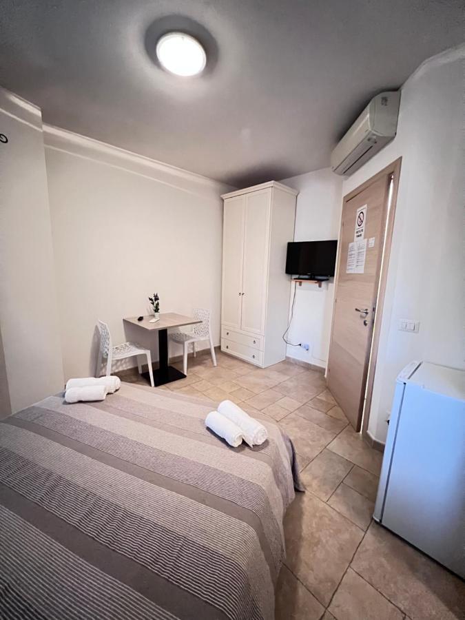 Hotel Rena Bianca House Porto Torres Exteriér fotografie